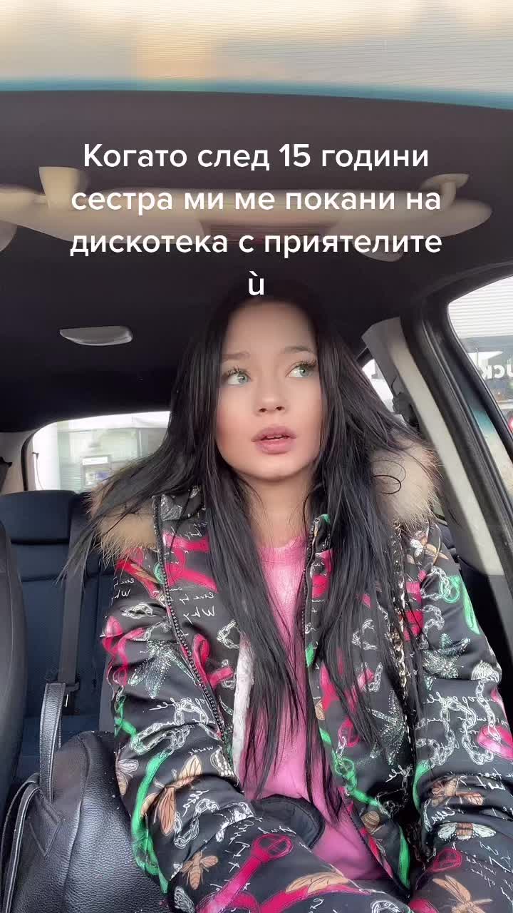 @NicoleDB