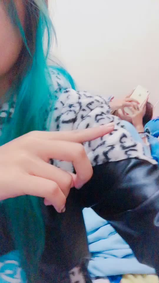 @煇