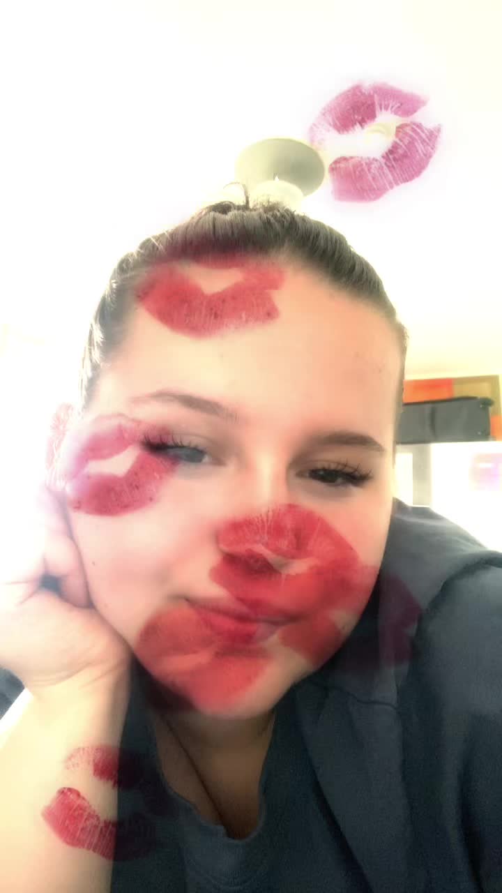 @Celina❤️🤍