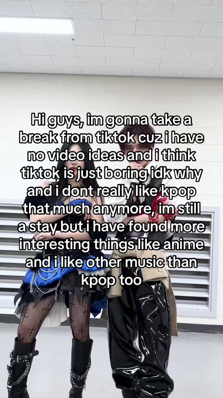 @<3