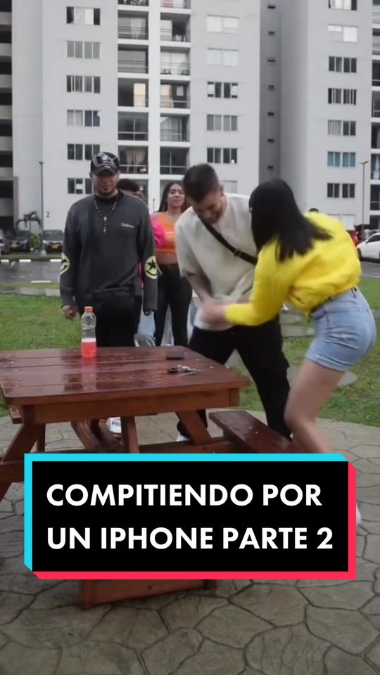 @laucris