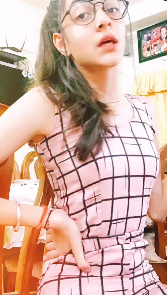 @LAYSHA BAKSHI🌹