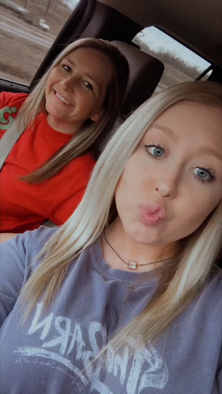 @Chels0208