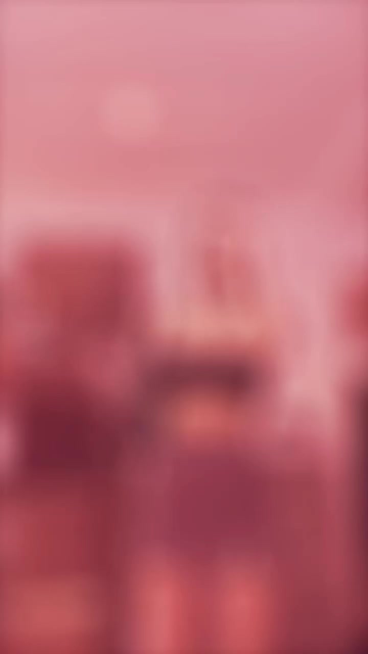 @<33