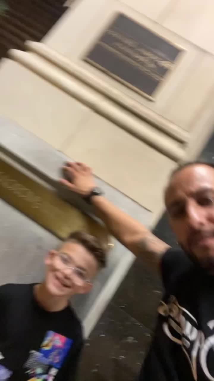 @Ayyyjae87