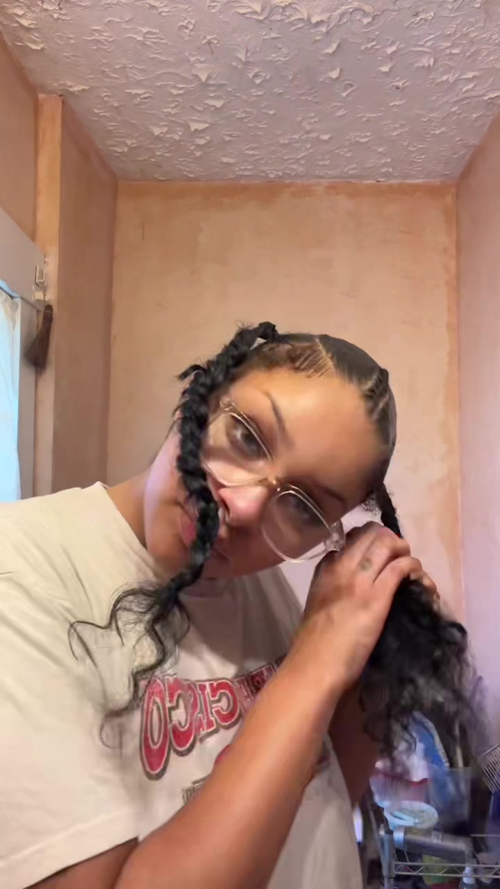 @ThaatGirlTy
