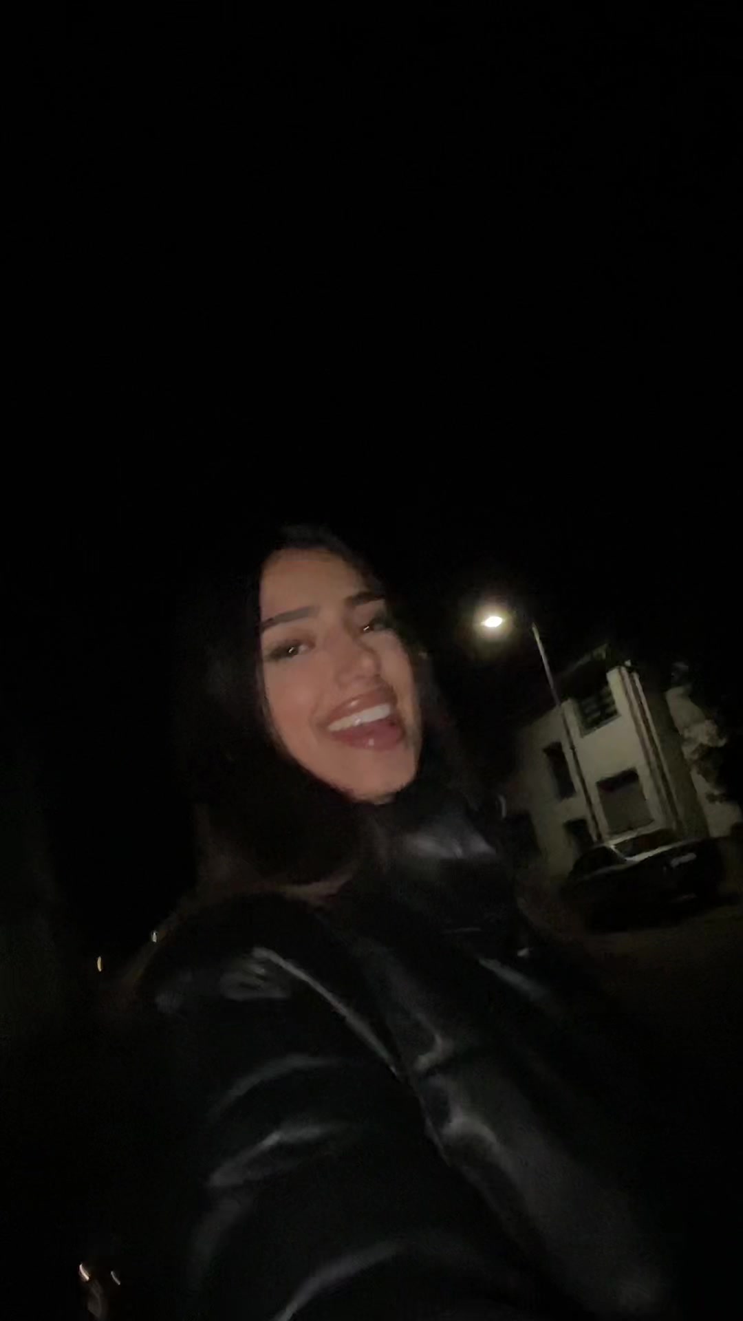 @Esta