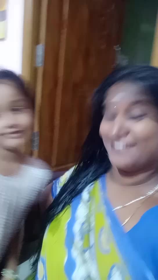 @பேபி தமிழ் பெண்