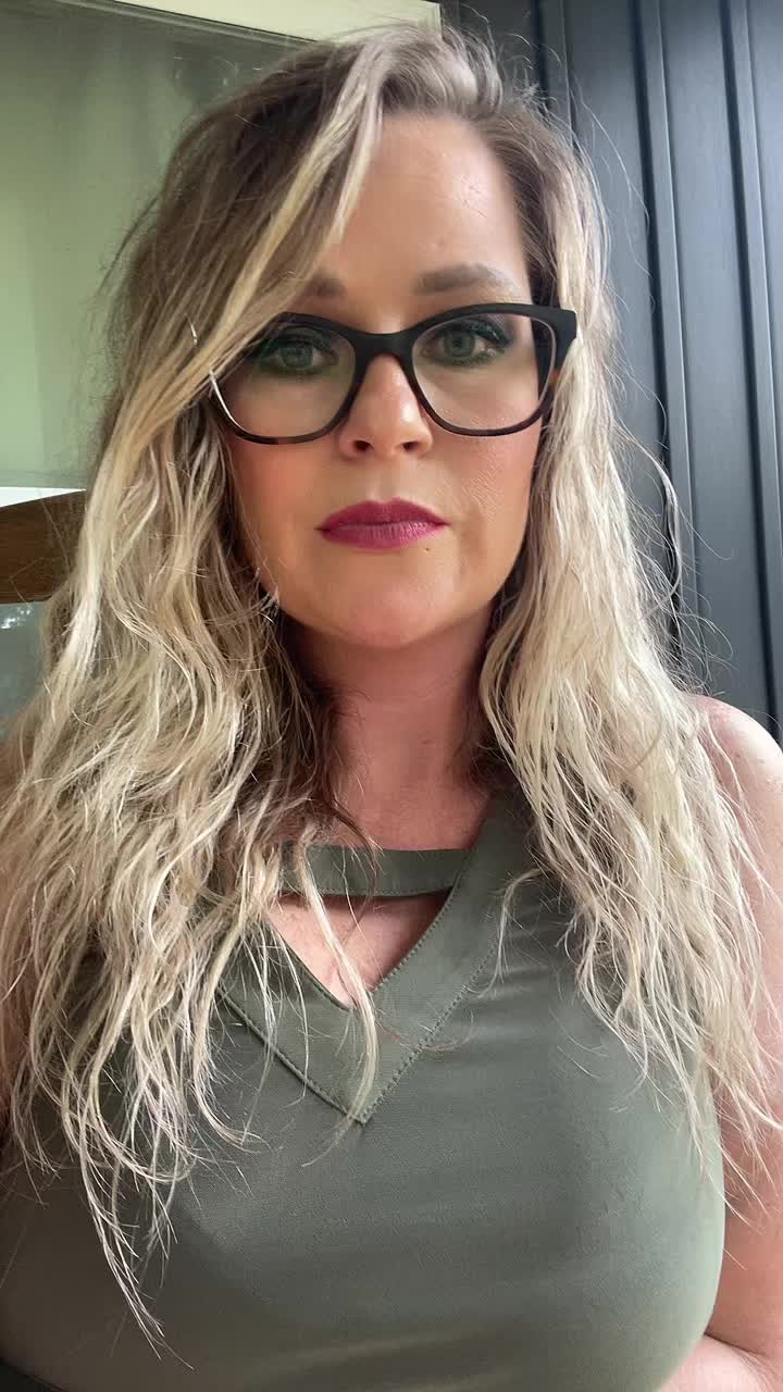 @Brittni09