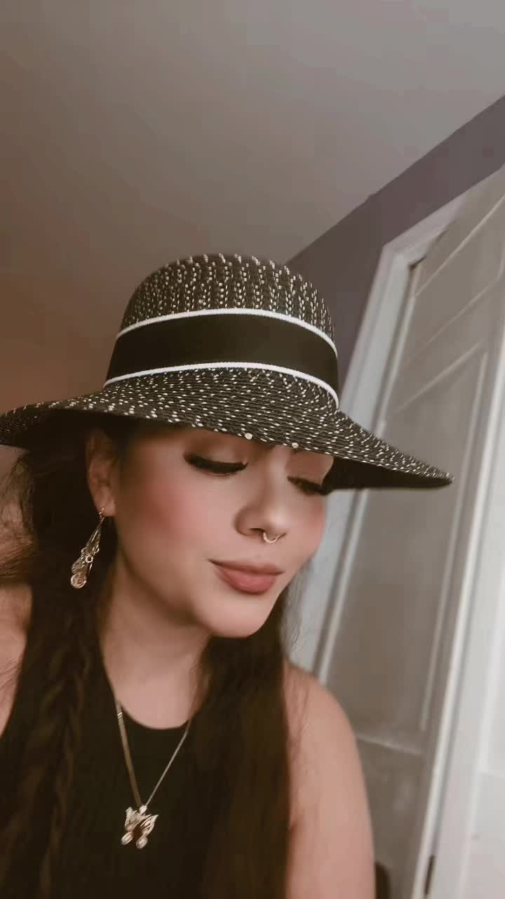@🌻💝🐥lacolombiannaa🪗🎶🥃