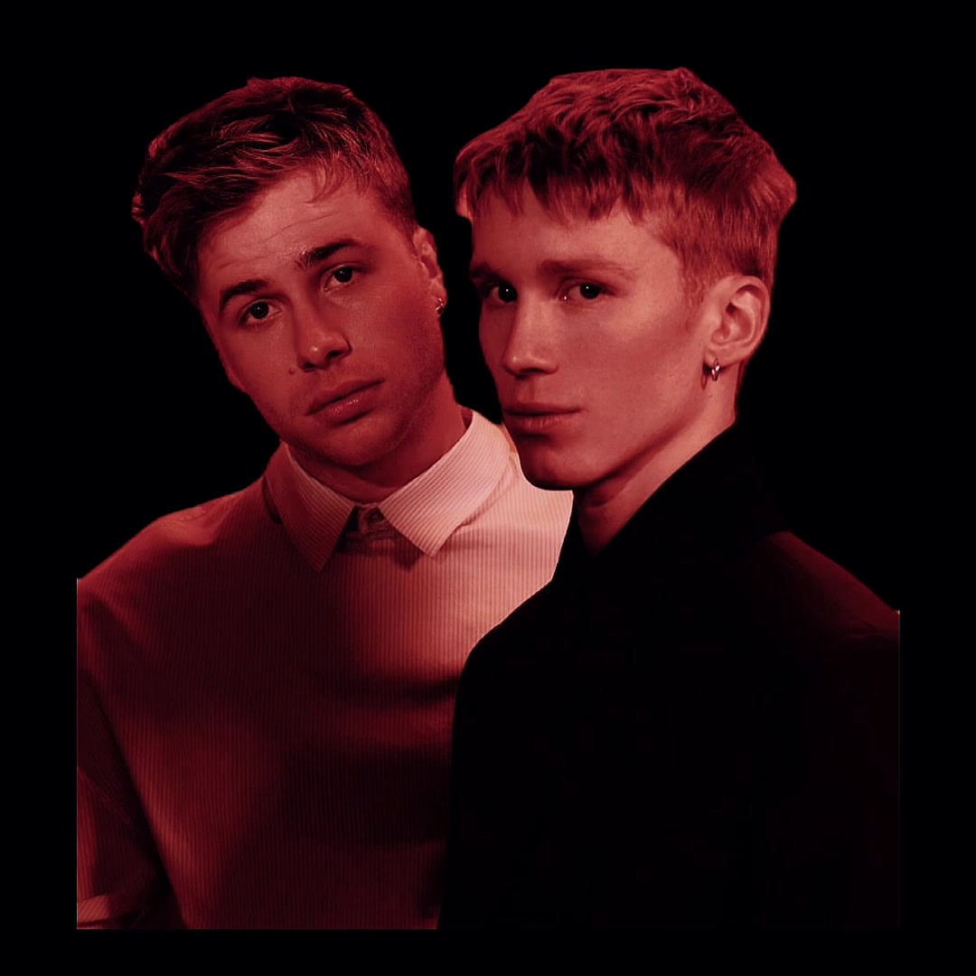 @𝐂𝐚𝐫𝐥𝐲 &hearts;︎