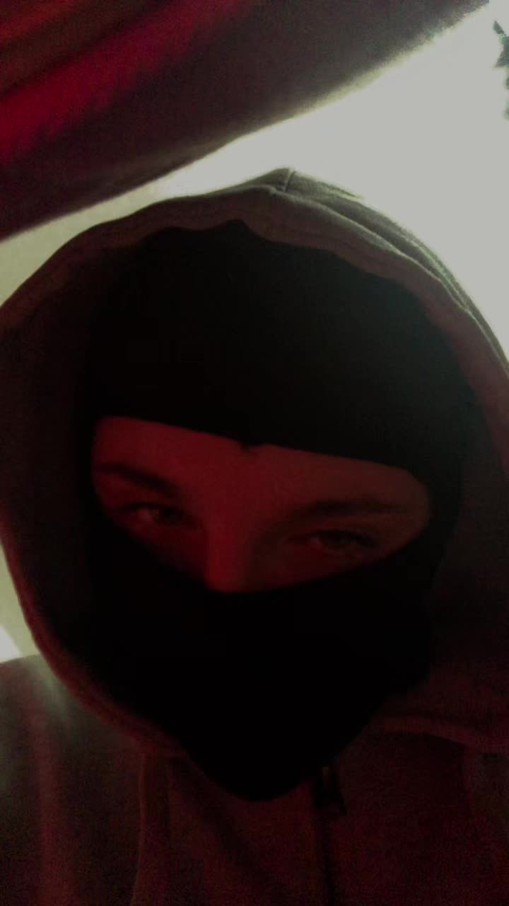 @paranoid.