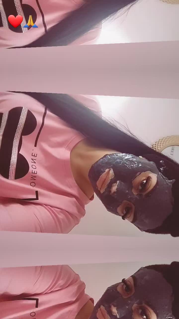 @😜Ňėbűňå mïčå 😂🙈
