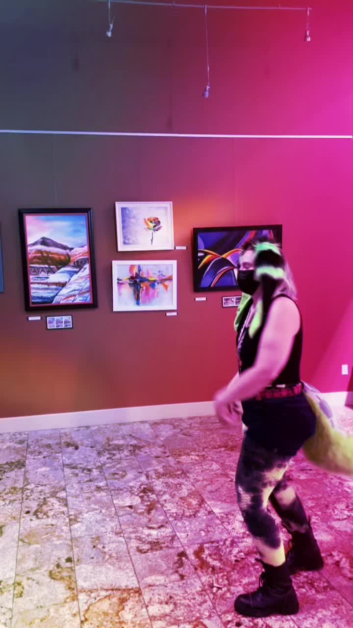 @MidnightTheWolf