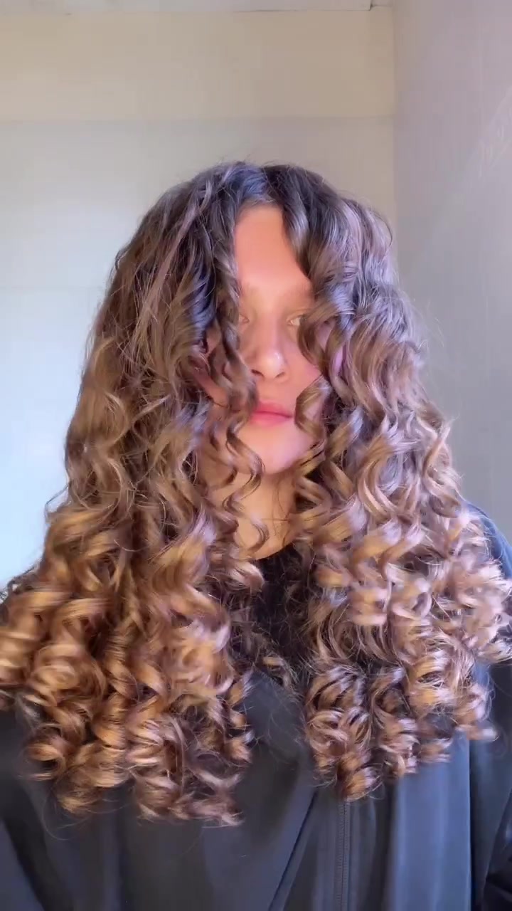 @curlganix