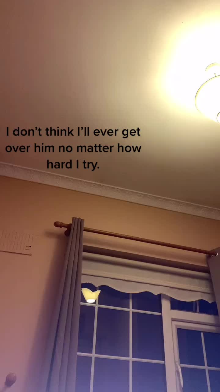 @🥲