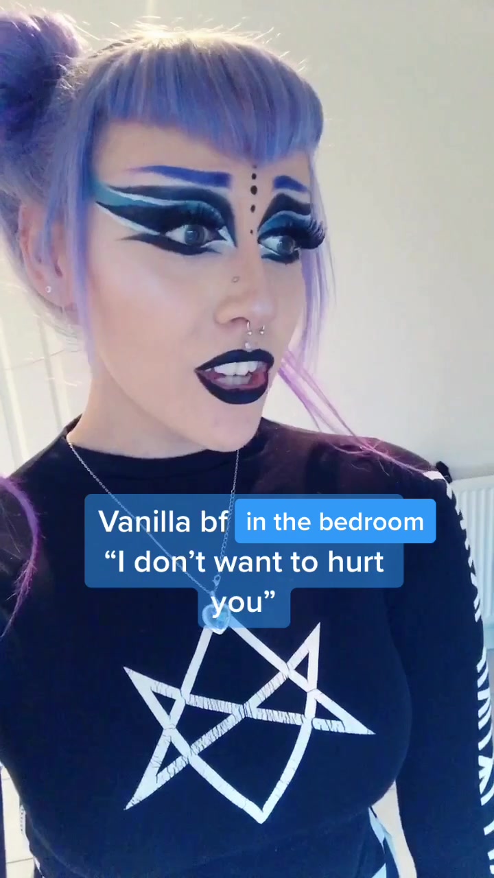 @☽ 𝘙𝘢𝘦𝘺𝘢 𝘕𝘰𝘷𝘢 ☾