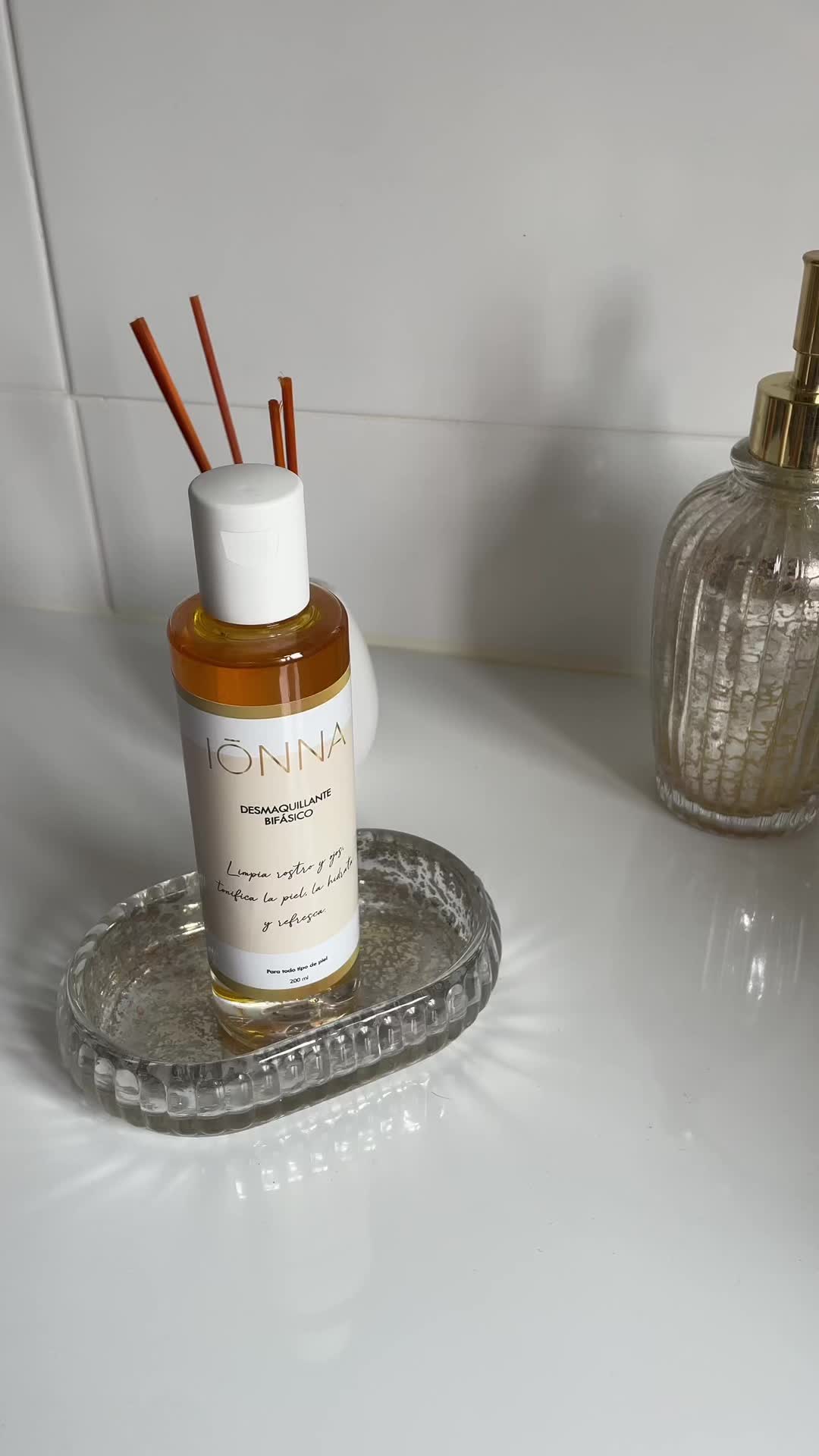 @Ionna Cosm&eacute;ticos