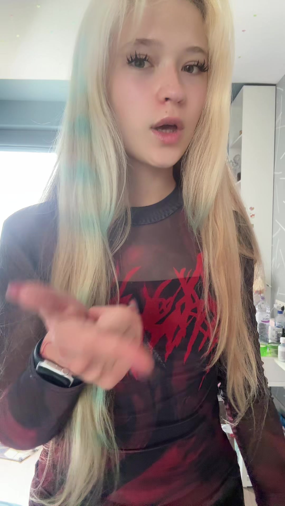 @Серикова