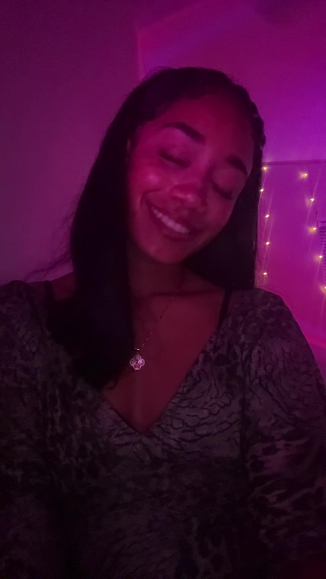 @Mani👅