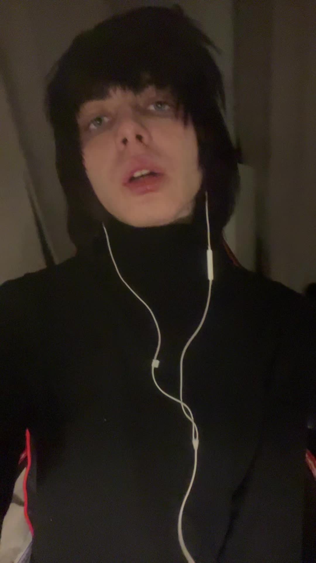 @kqwrn