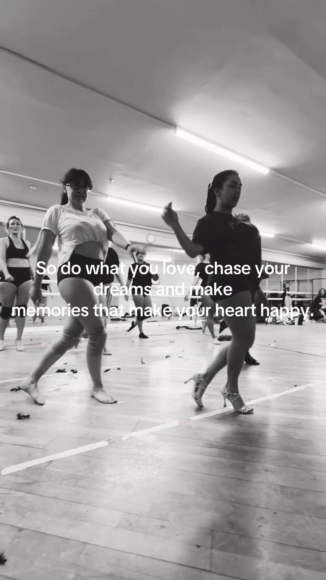 @Burlesquercise UK