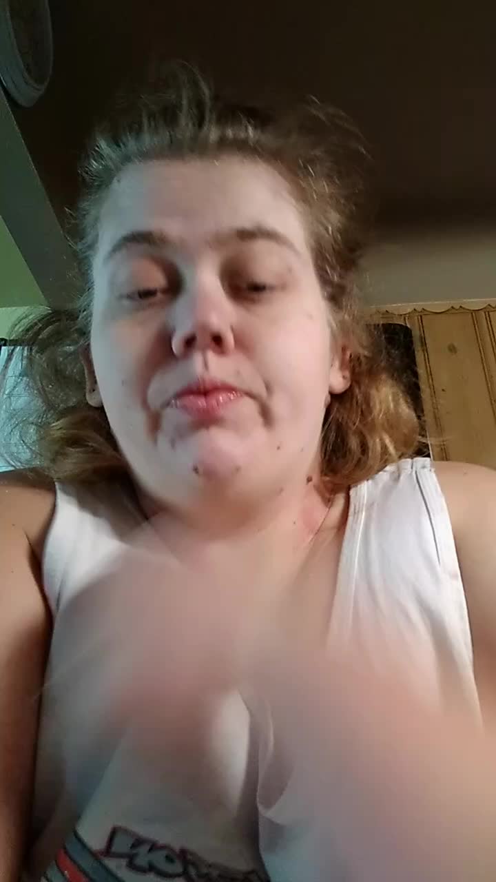@thefluffybitch16