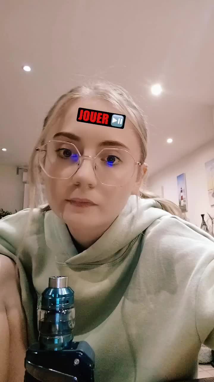 @7l0r1n4
