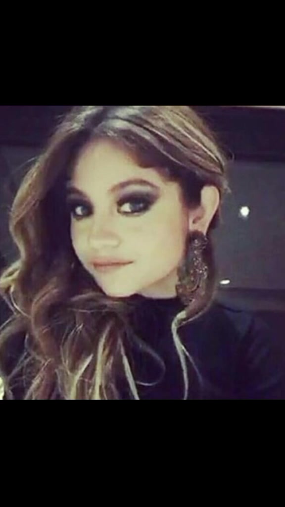 @karol sevilla 👄👄👄