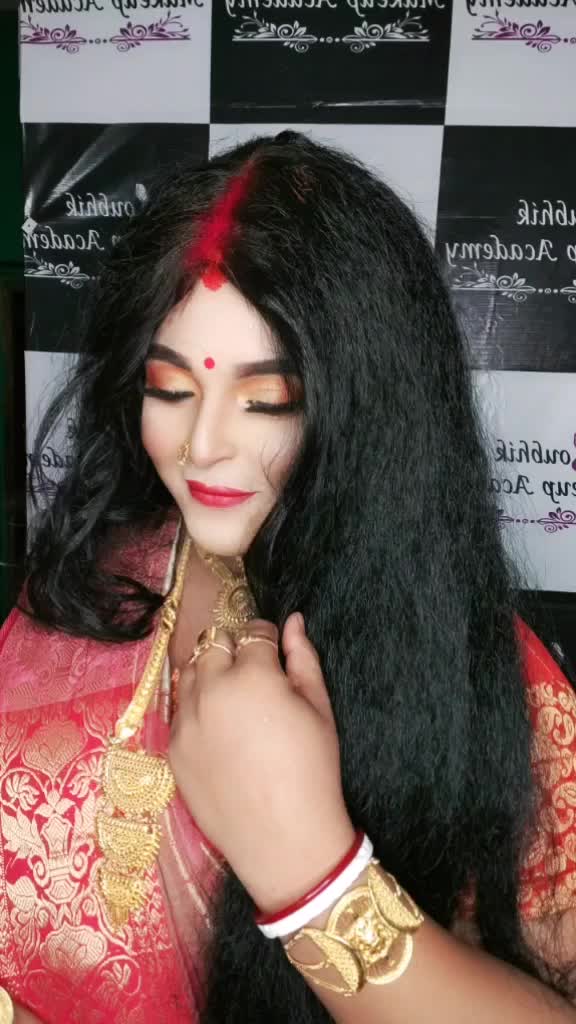 @Soubhik MakeupArtist