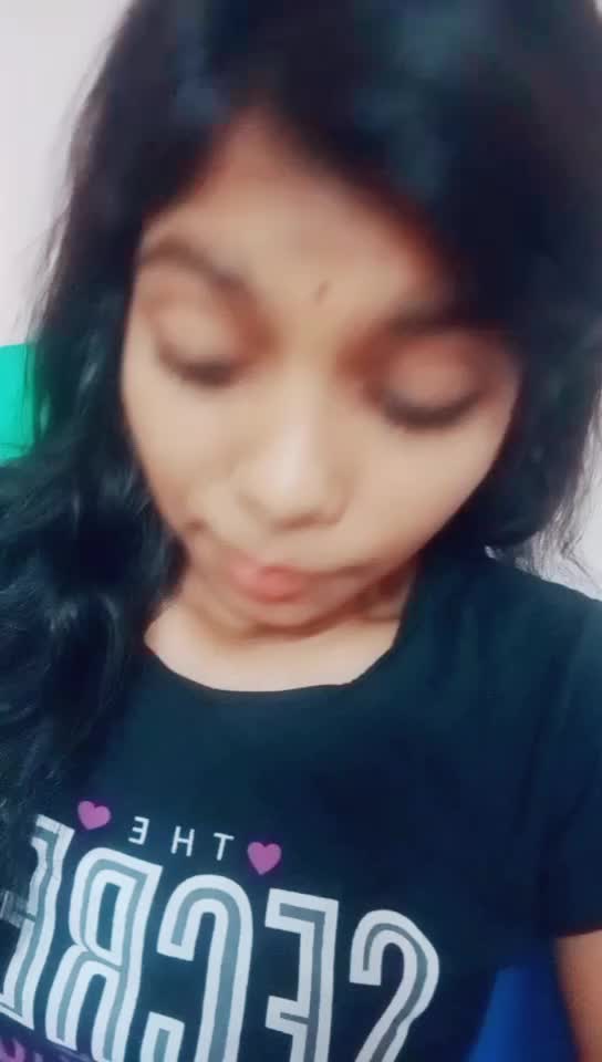 @sparkling_gal_valli