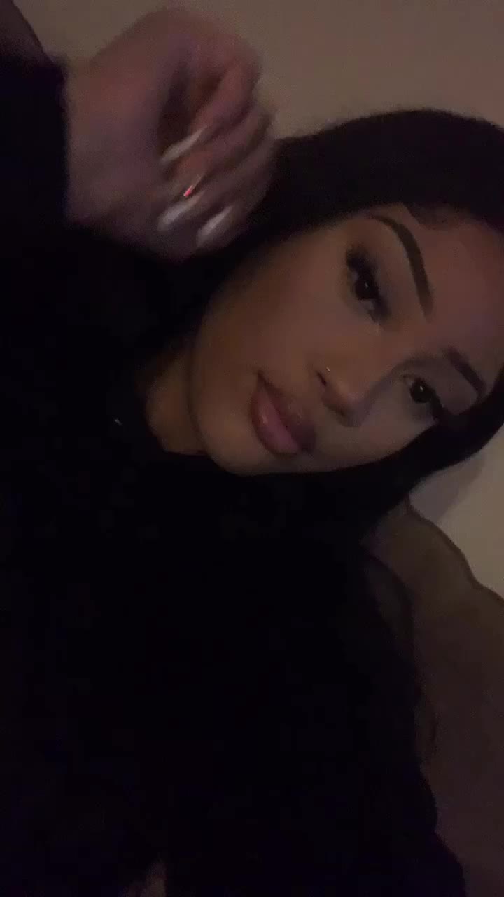 @Kylia rajani😽