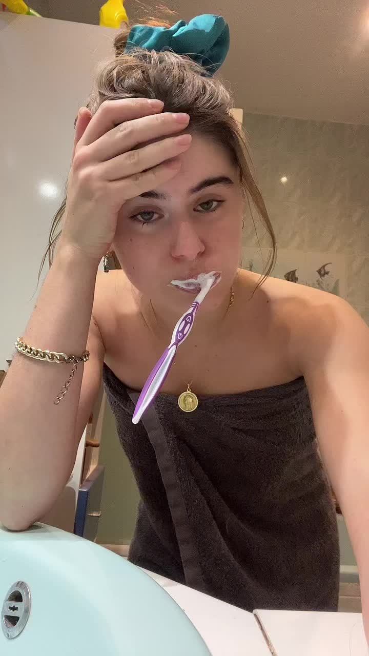 @Emma Galano🌹