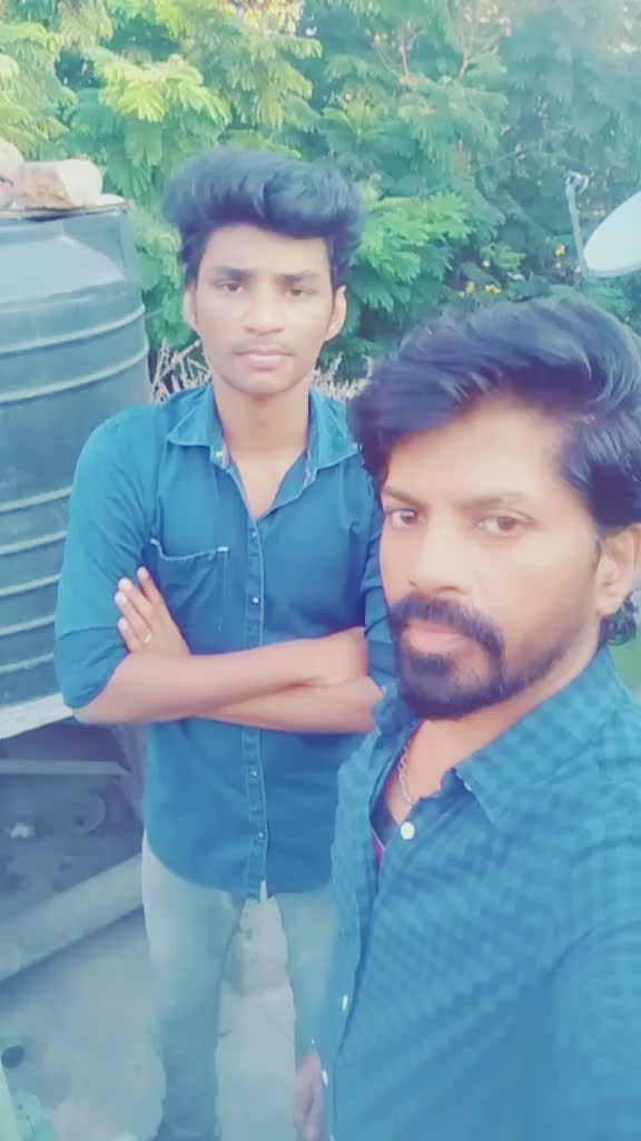 @LOVELY_VIGNESH143