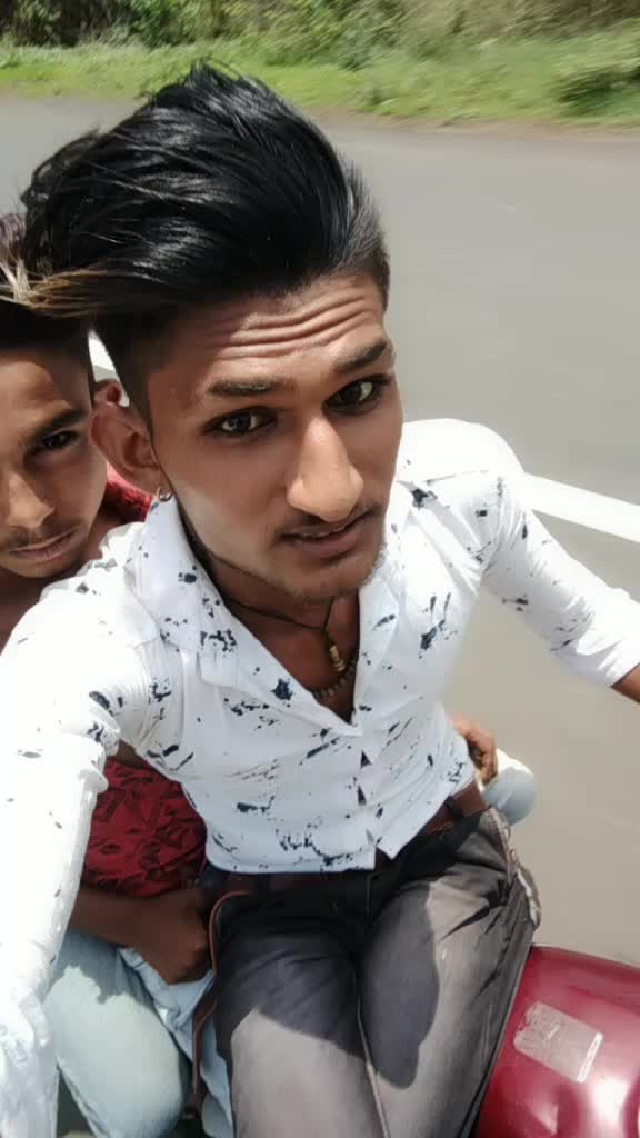 @Hariom Gujjar702