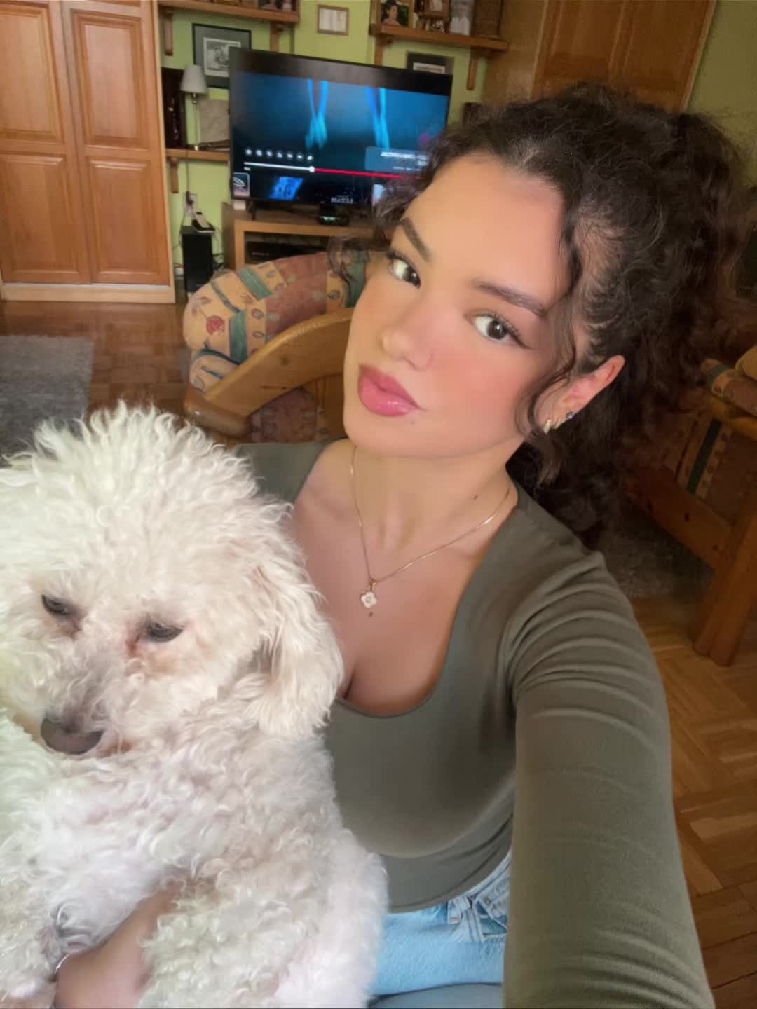 @Ivenzyy