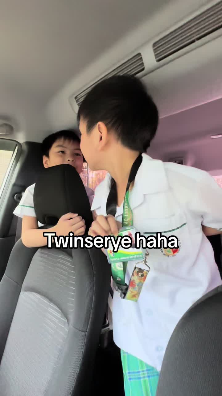 @jjmlldns on IG