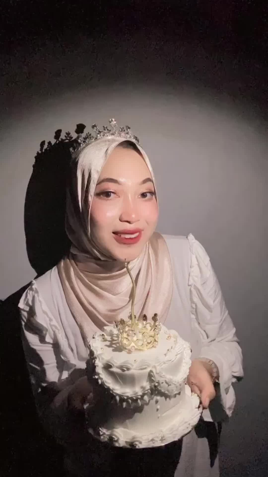@Khamidatussaniyah