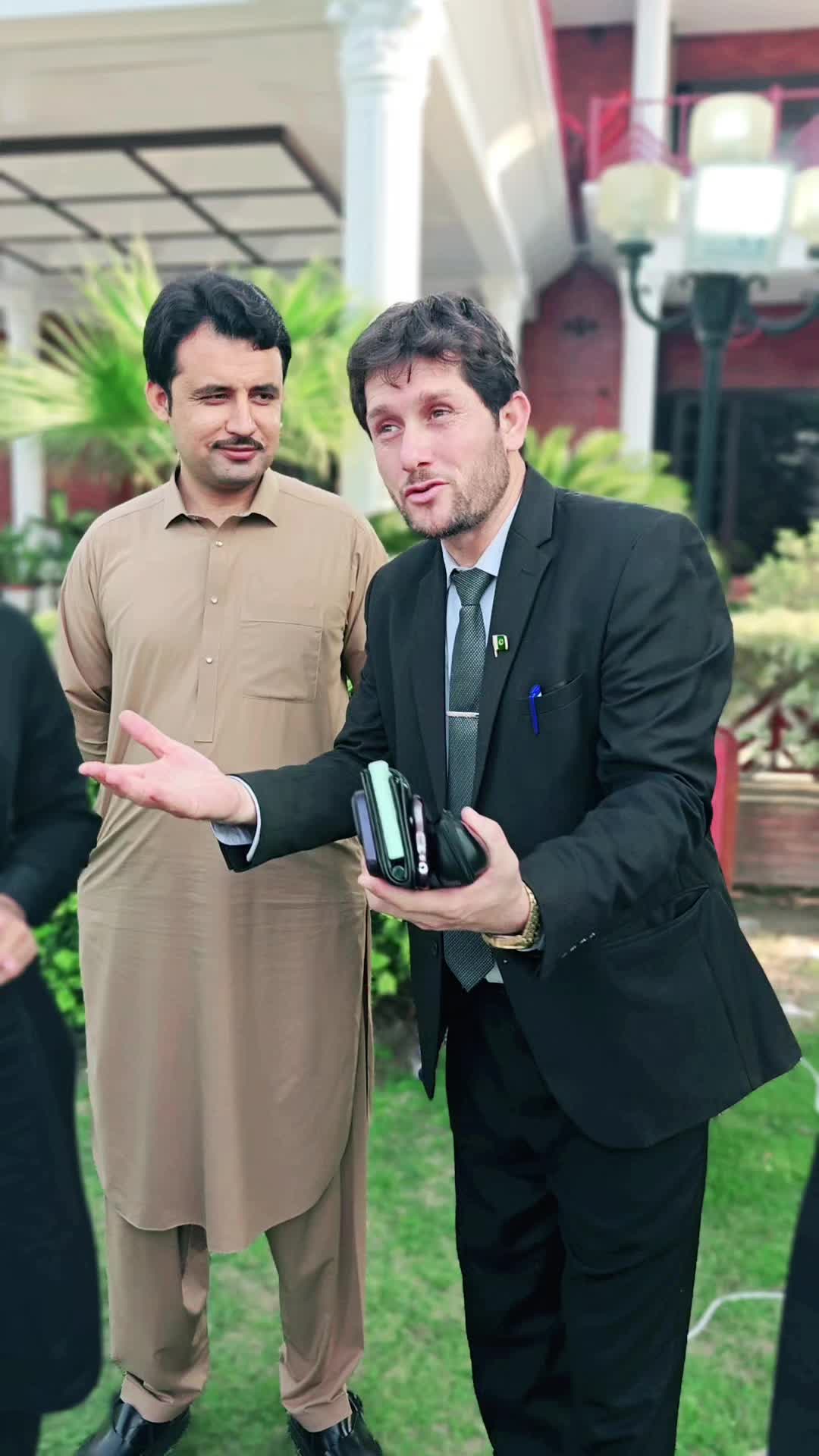 @Farhan Ali Yousafzai