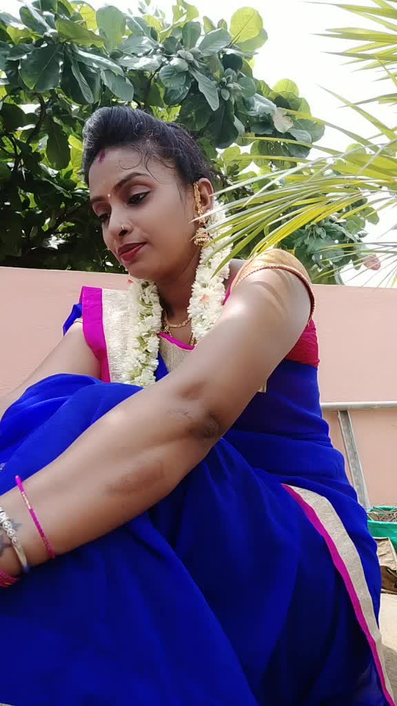 @Ashu chitti 💛💙💛