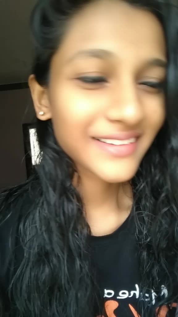 @Varsha._💜