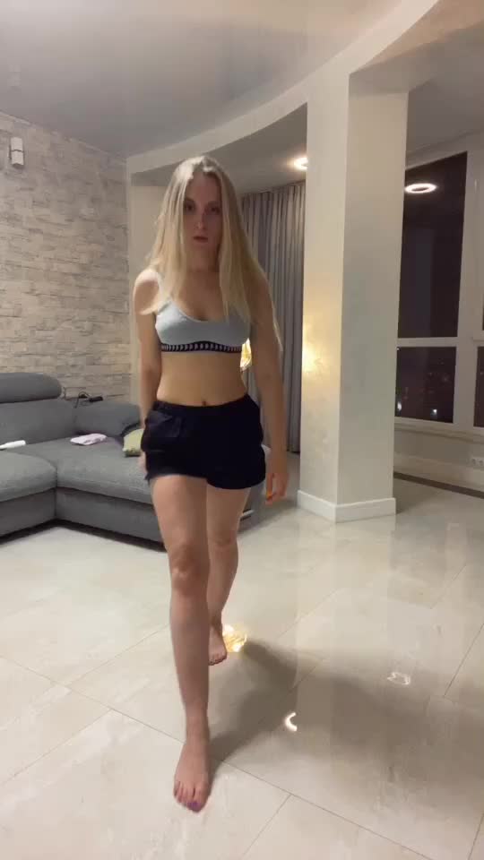 @Ева