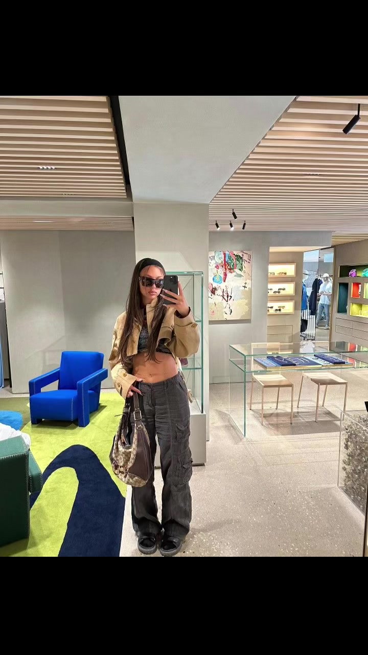 @compte_fan_evaqueen
