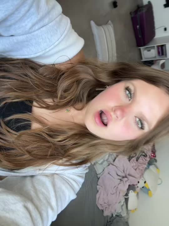 @Ale.