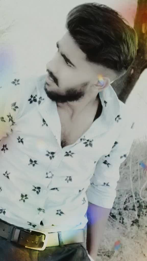 @S&aacute;nj&eacute;&eacute;t Y&aacute;duv&aacute;nsh&iacute;