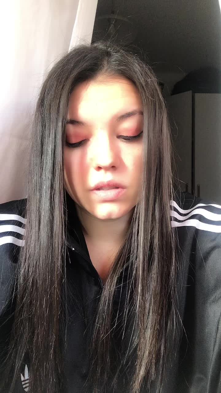 @Alexa💫
