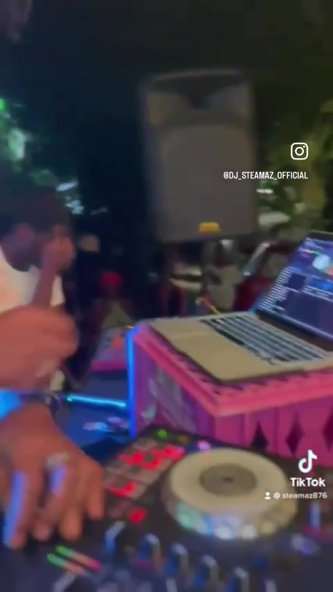 @🇯🇲🎶DJ STEAMAZ🎶🇯🇲