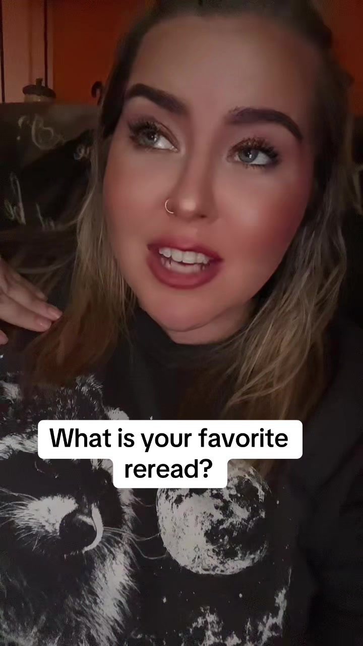 @Renee Reads “Romance” 📖