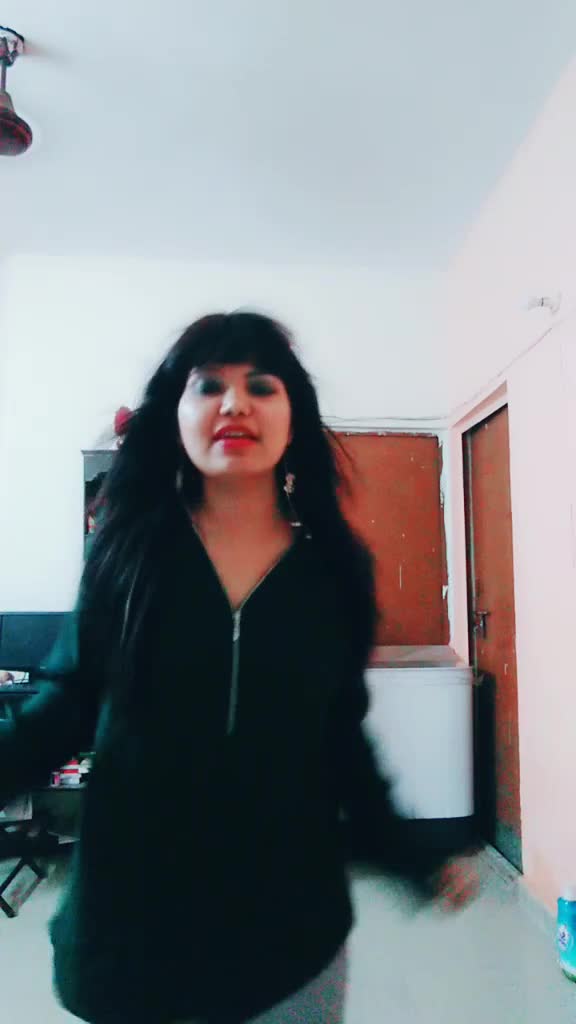 @DELHI QUEEN DANCE