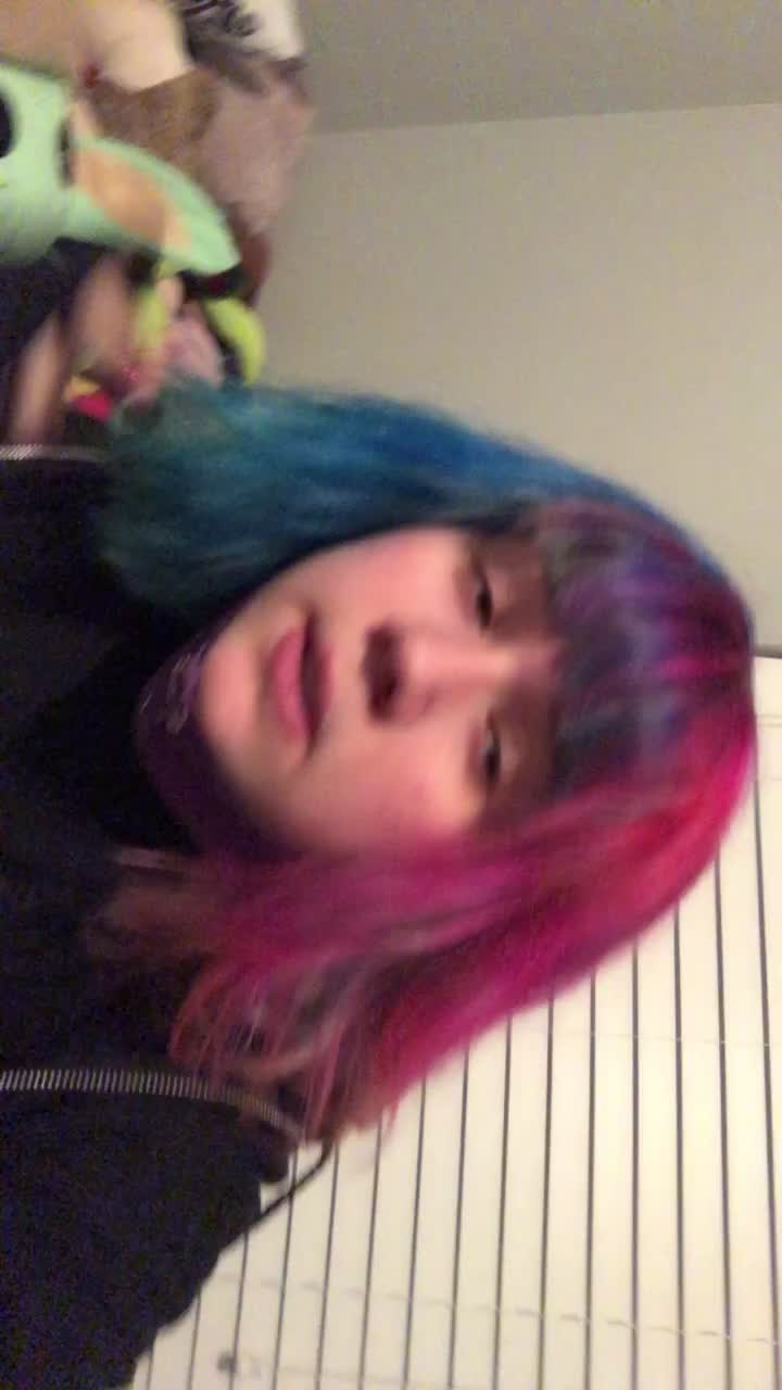 @bella